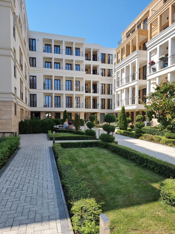 Apartment In Evargreen Complex With Terrace Warna Zewnętrze zdjęcie