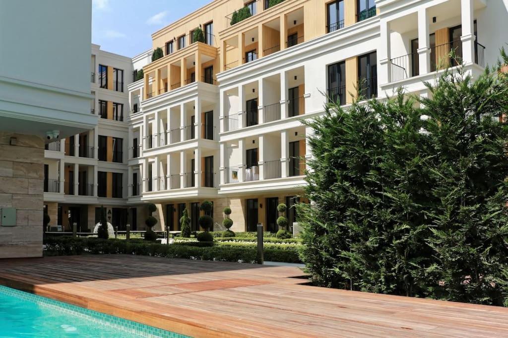 Apartment In Evargreen Complex With Terrace Warna Zewnętrze zdjęcie